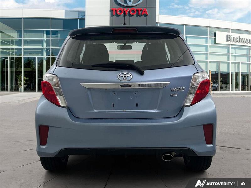 toyota Yaris 2012 - 7