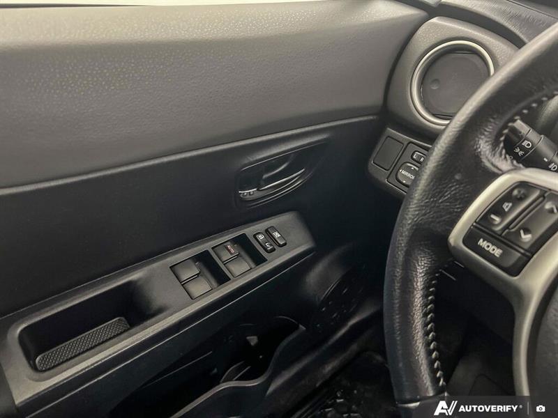 toyota Yaris 2012 - 19