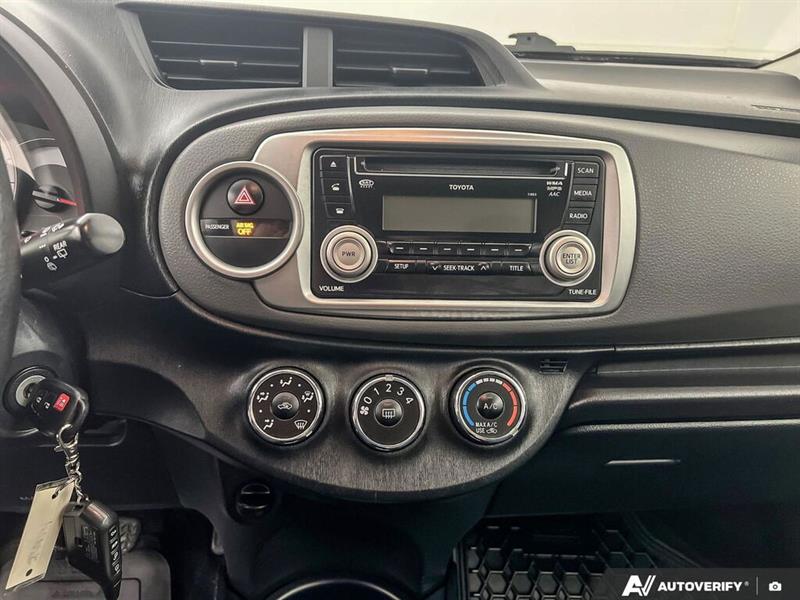 toyota Yaris 2012 - 21