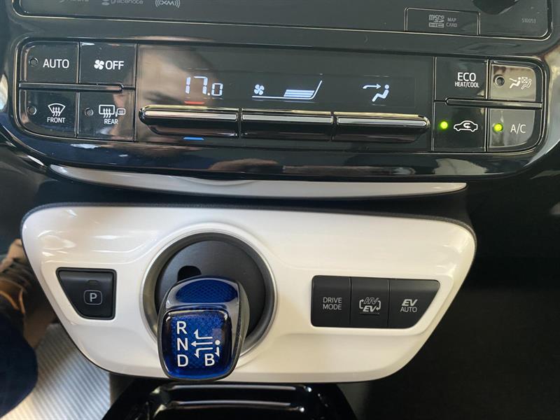 toyota Prius Prime 2018 - 10