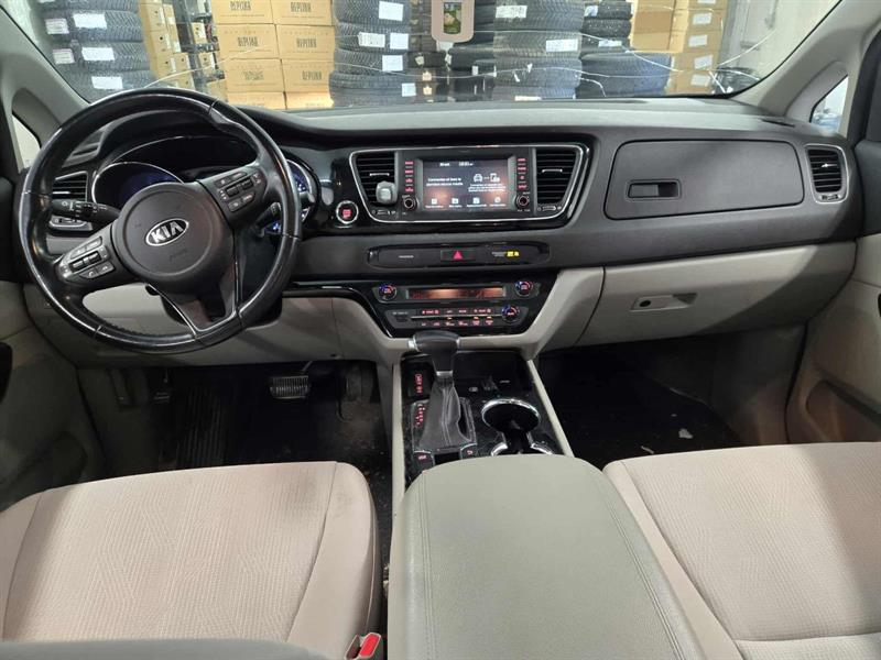 kia Sedona 2020 - 11