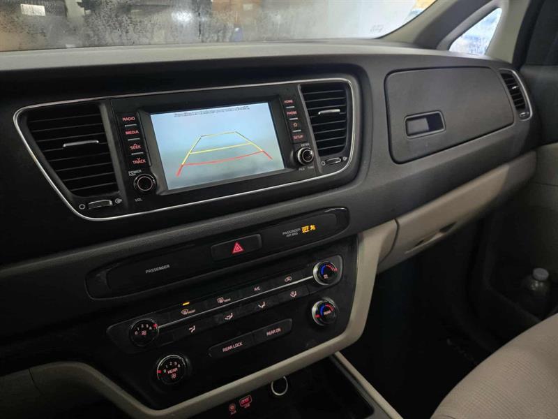 kia Sedona 2019 - 19