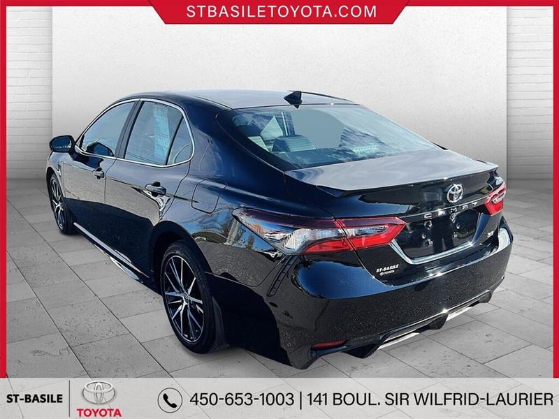 toyota Camry 2024 - 8