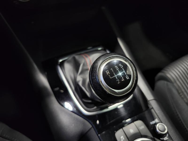 mazda Mazda3 2014 - 21