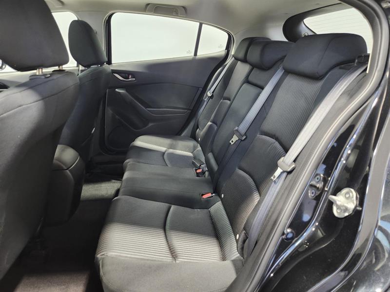 mazda Mazda3 2014 - 23