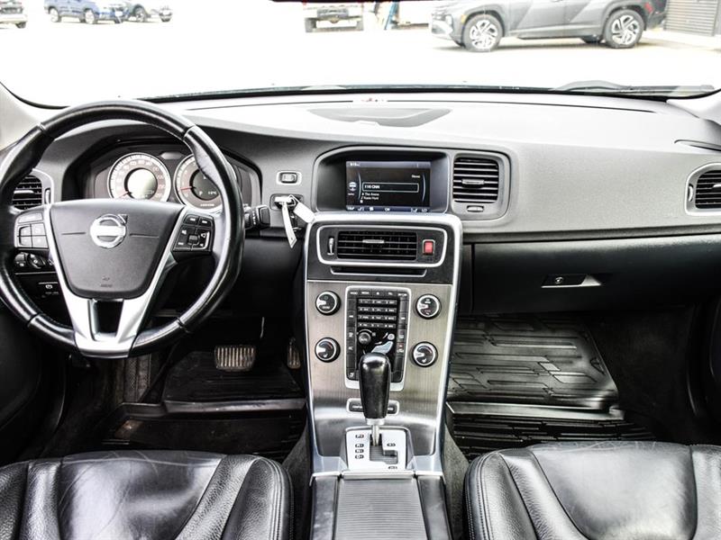 volvo S60 2012 - 17