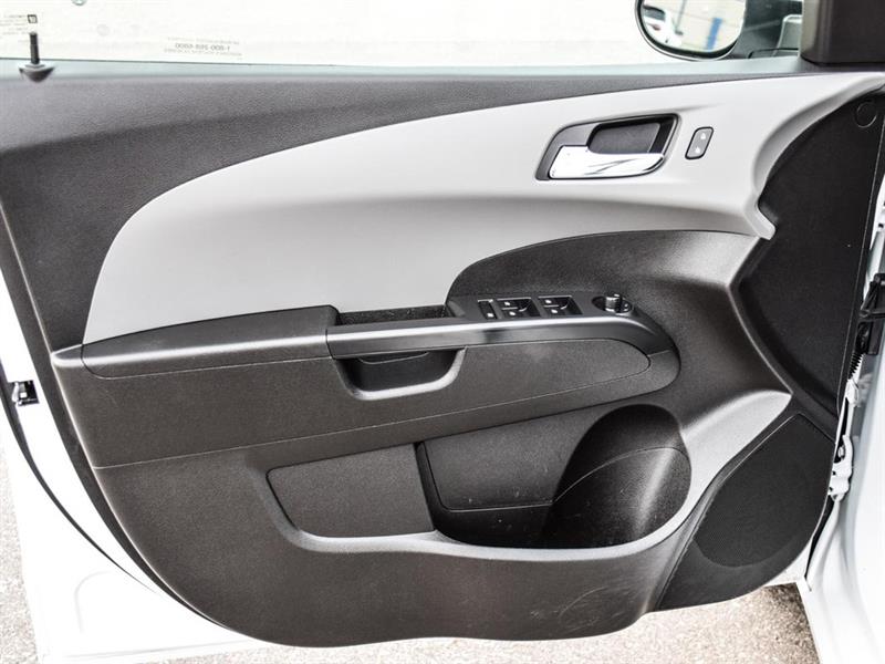 chevrolet Sonic 2018 - 7