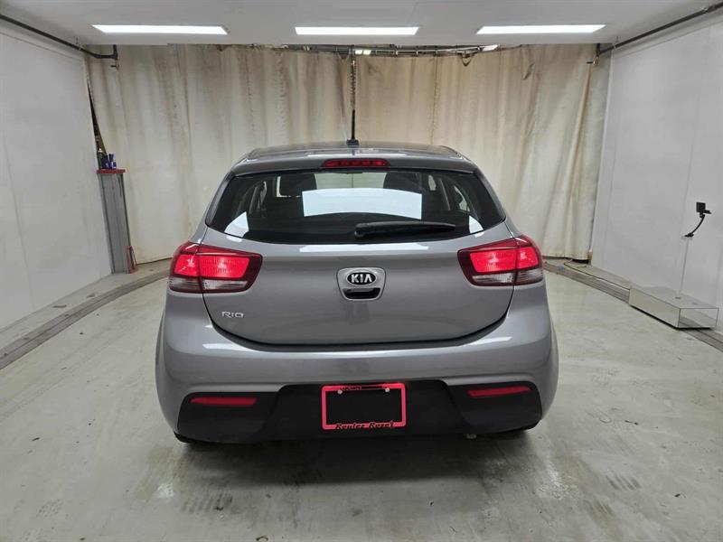 kia Rio 2021 - 5