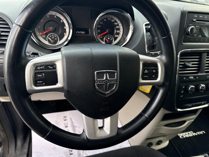 dodge GRAND CARAVAN SXT 2016 - 14