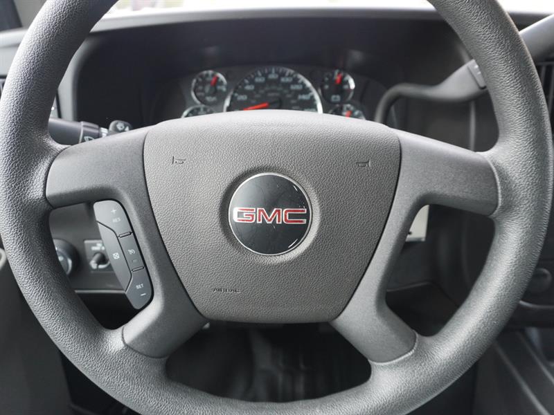 gmc Savana Cargo Van 2023 - 5
