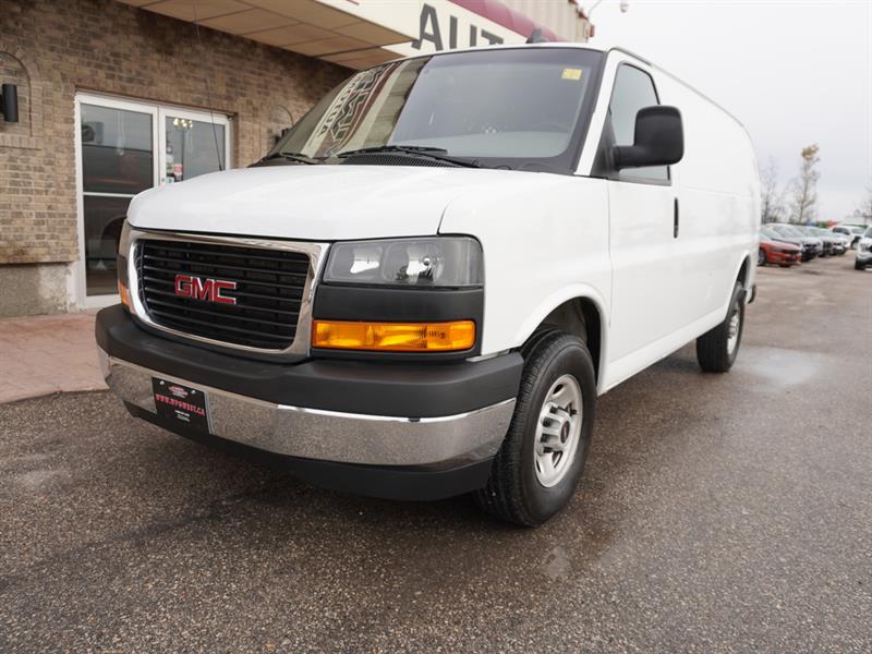 gmc Savana Cargo Van 2023 - 15