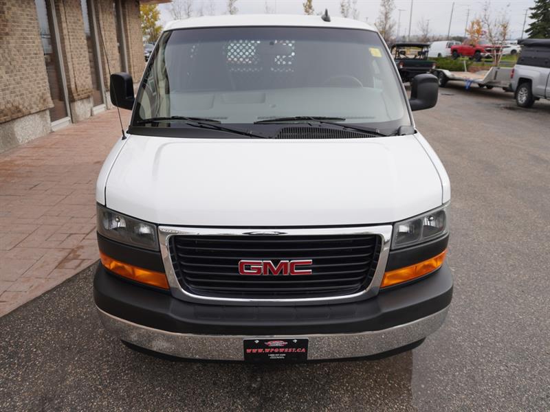 gmc Savana Cargo Van 2023 - 18