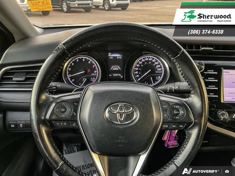 toyota Camry 2019 - 14