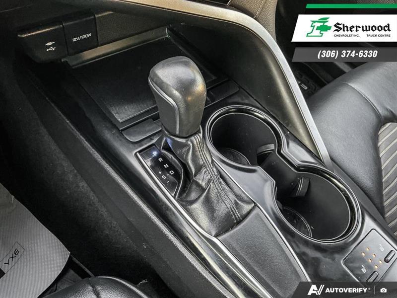 toyota Camry 2019 - 18