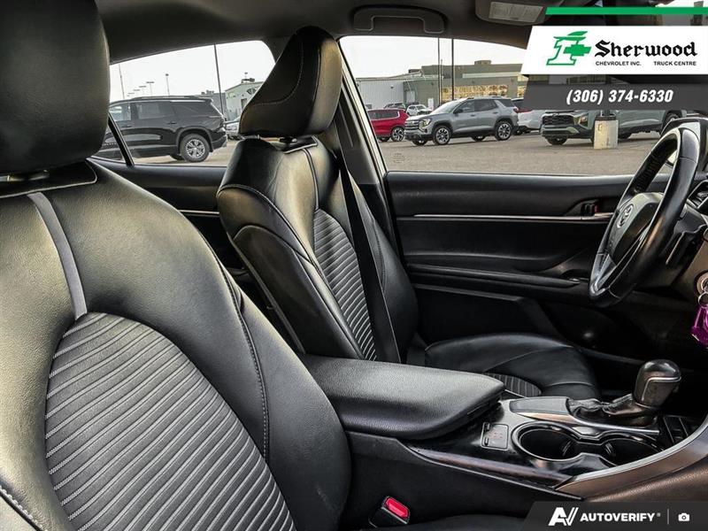 toyota Camry 2019 - 22