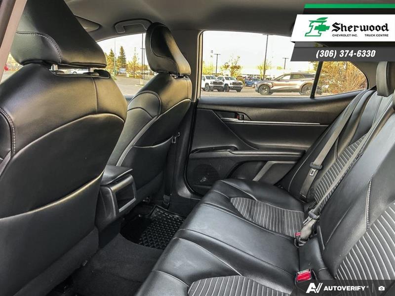 toyota Camry 2019 - 23