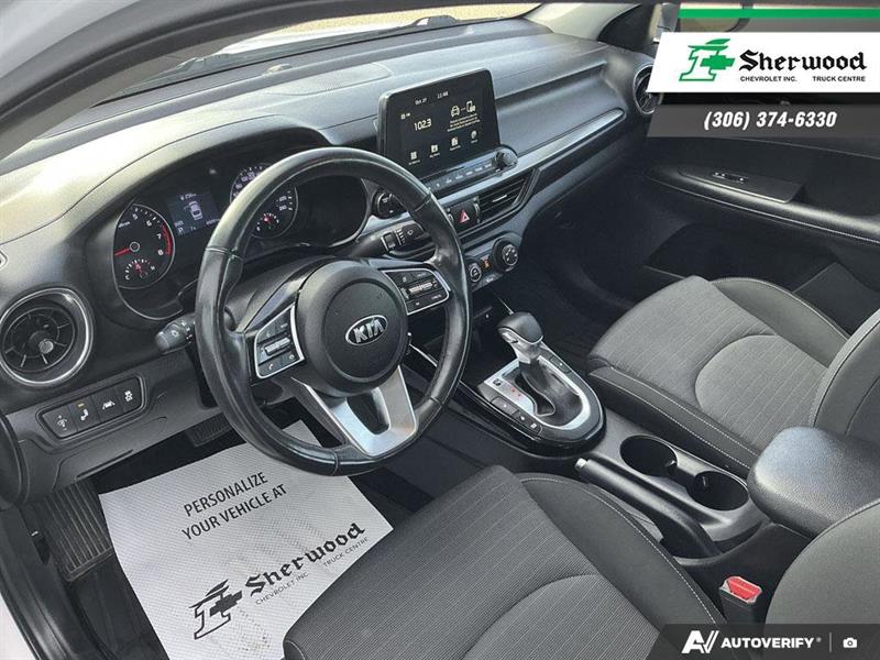 kia Forte 2021 - 13