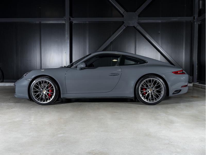 porsche 911 2018 - 2