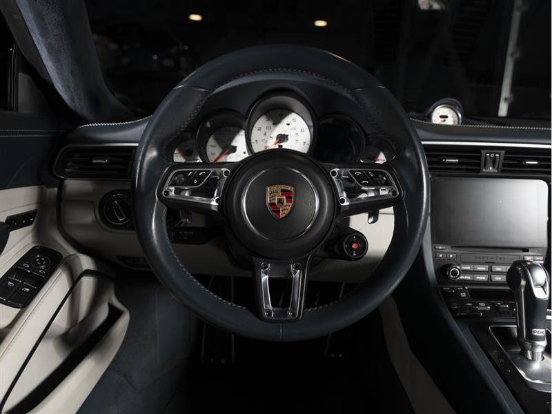 porsche 911 2018 - 6