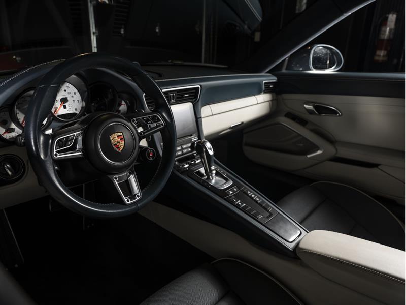 porsche 911 2018 - 15