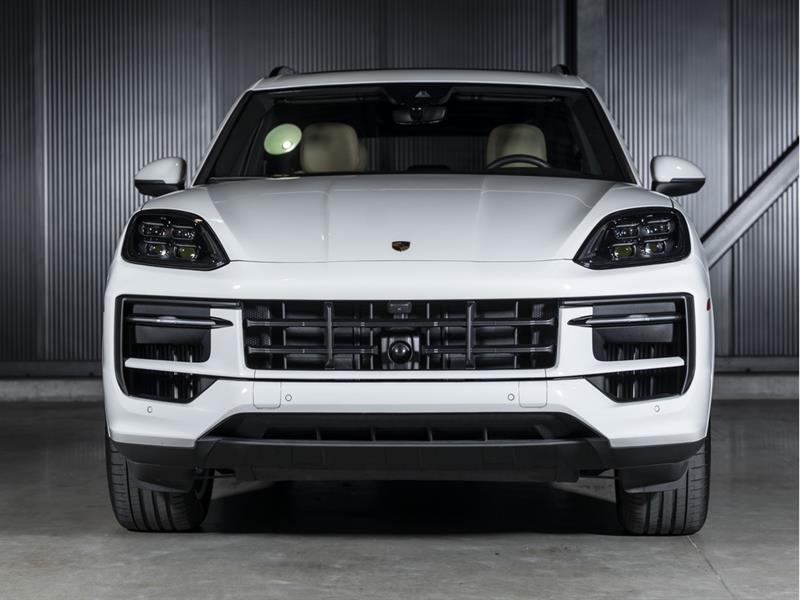 porsche Cayenne 2025 - 12