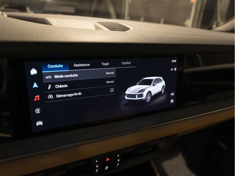 porsche Cayenne 2025 - 19