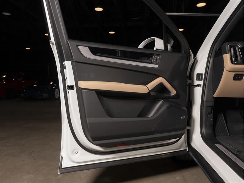 porsche Cayenne 2025 - 27