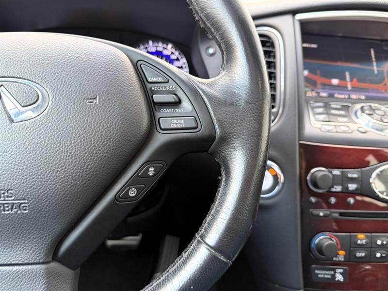 infiniti QX50 2016 - 21