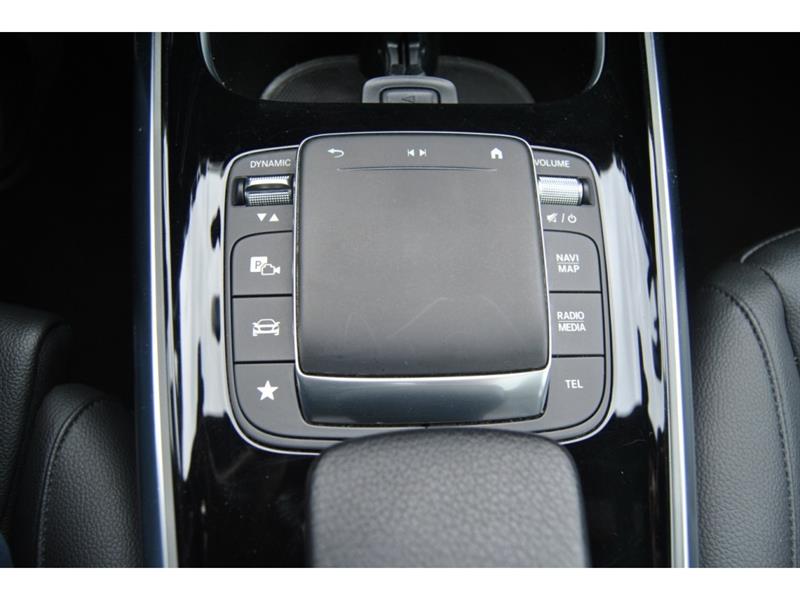 mercedes-benz GLA 2023 - 23