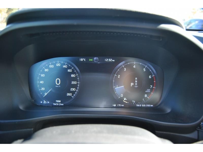 volvo XC40 2022 - 15