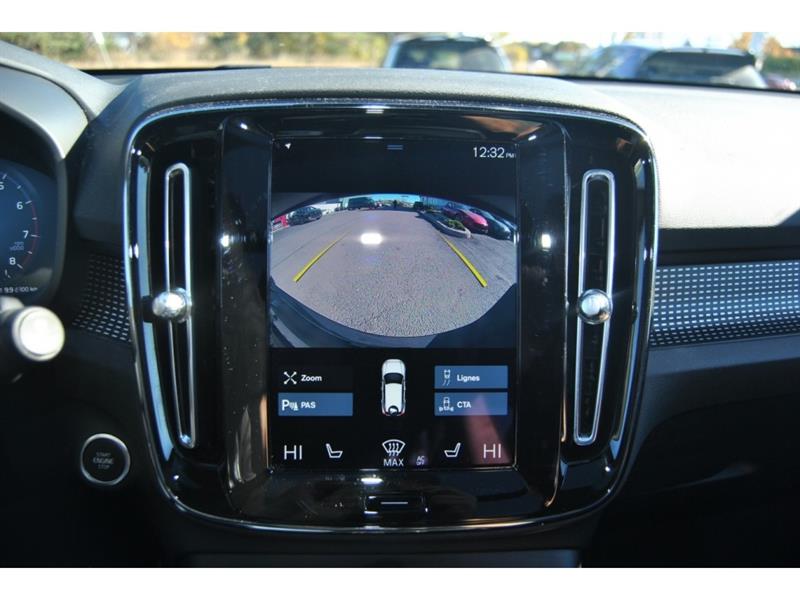 volvo XC40 2022 - 18