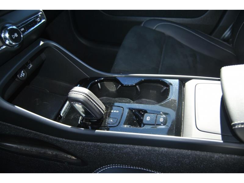 volvo XC40 2022 - 22