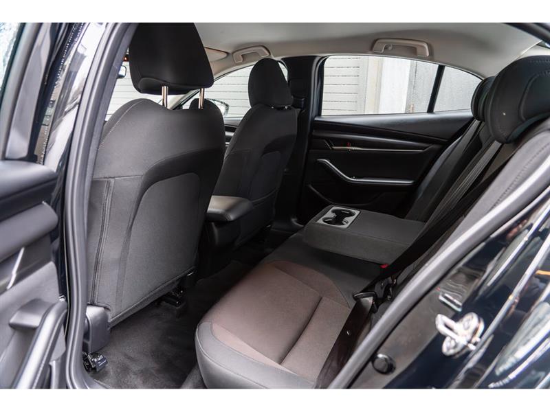 mazda Mazda3 2021 - 10