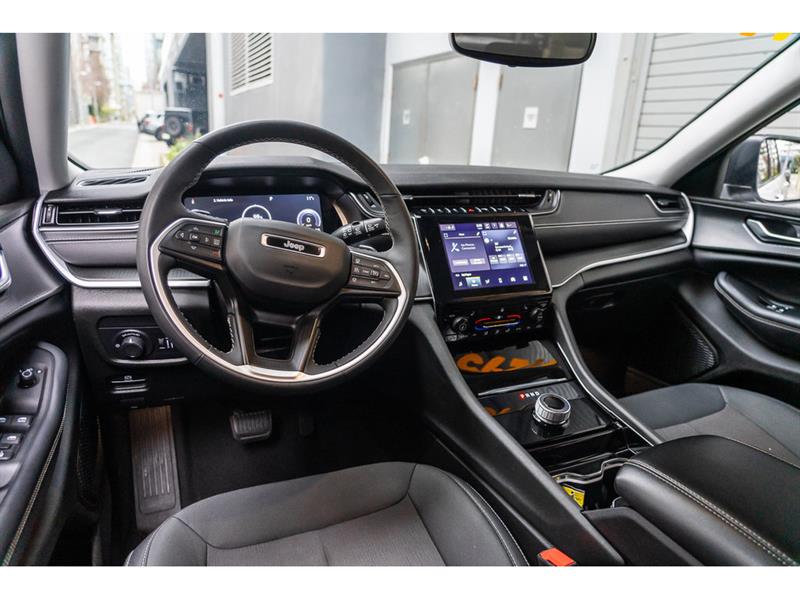 jeep Grand Cherokee 2023 - 11