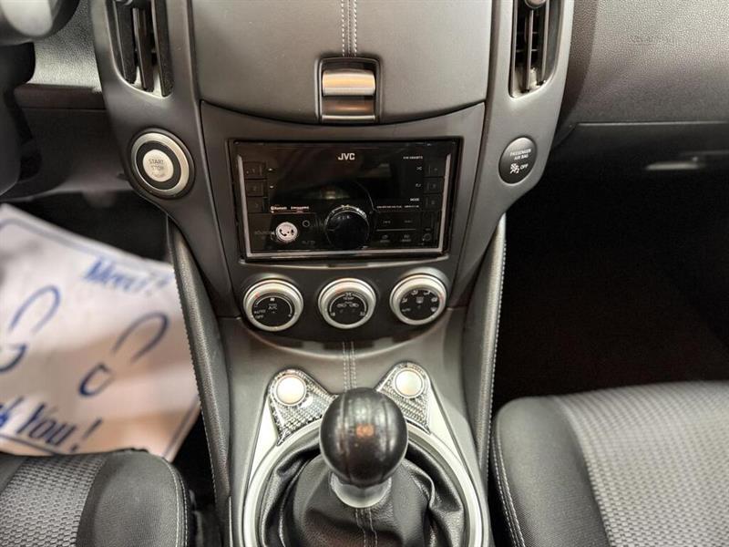 nissan 370Z 2016 - 13