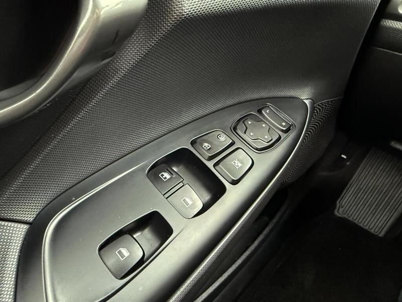 hyundai Veloster 2020 - 16