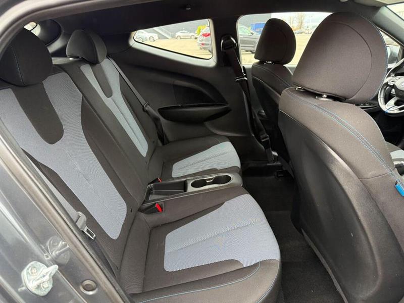 hyundai Veloster 2020 - 23