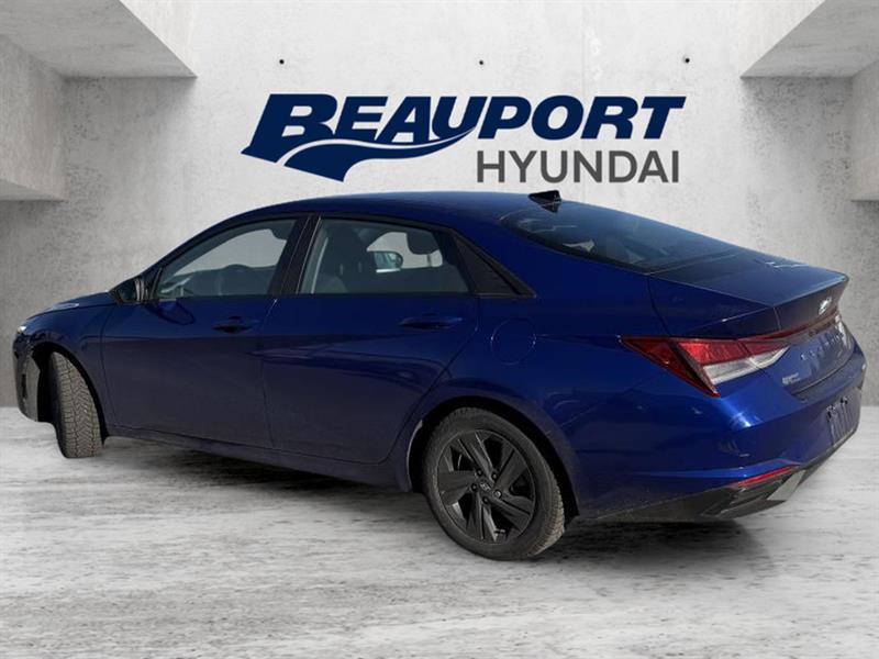 hyundai Elantra 2022 - 3