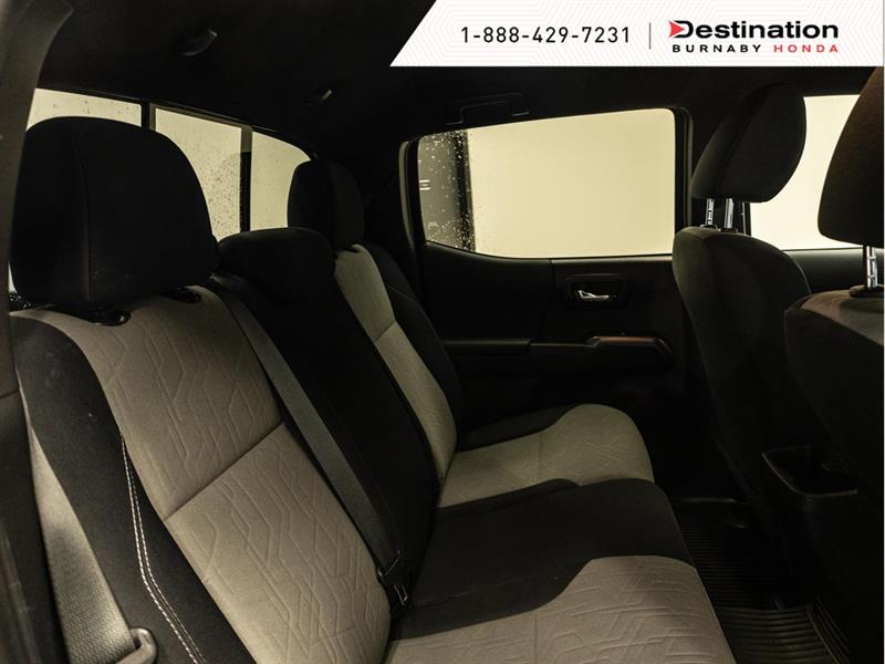 toyota Tacoma 2021 - 26