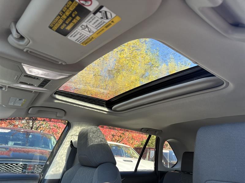 toyota RAV4 2022 - 15