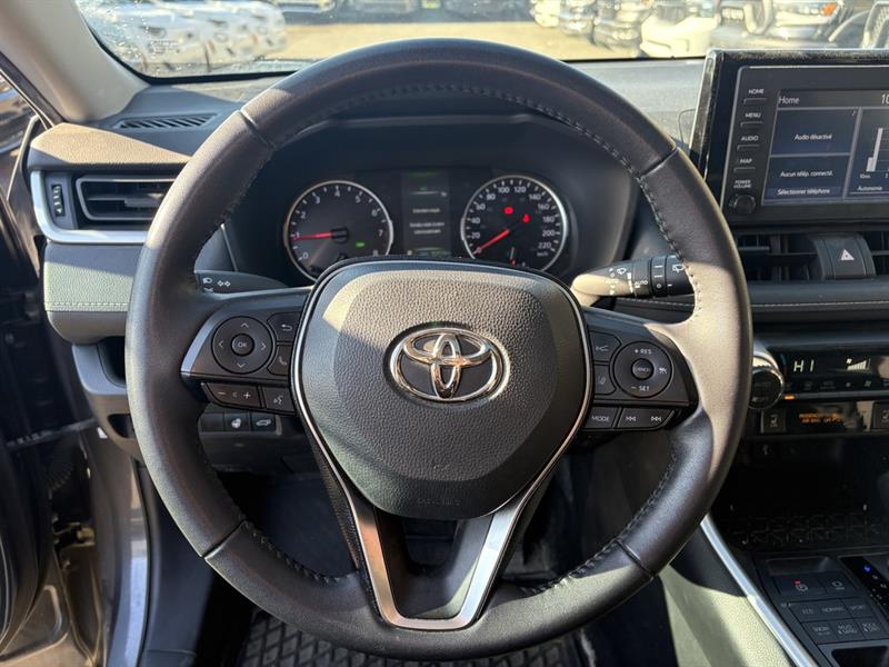 toyota RAV4 2022 - 16