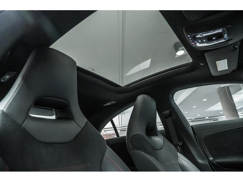 mercedes-benz CLA35 AMG 2024 - 31