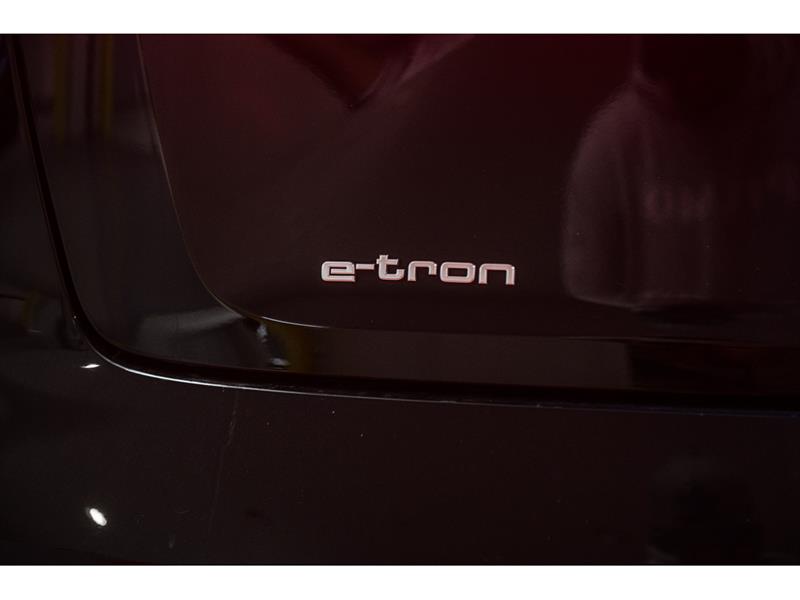 audi e-tron 2019 - 8