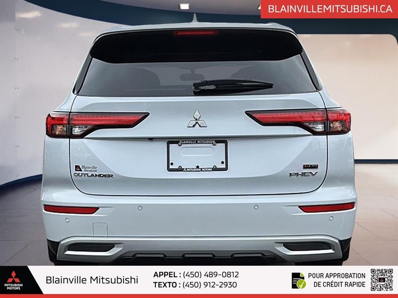 mitsubishi Outlander rechargeable 2024 - 7