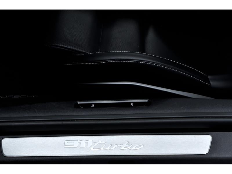 porsche 911 2022 - 15