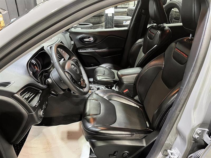 jeep Cherokee 2022 - 13