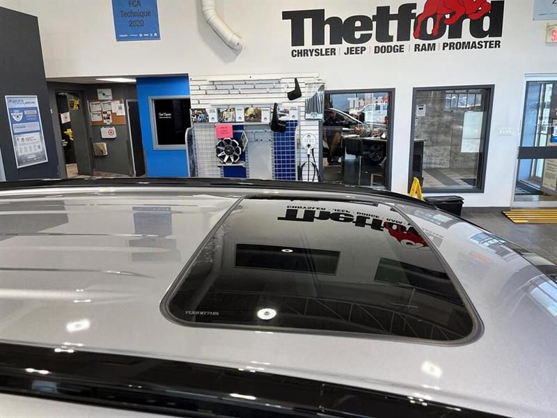 toyota RAV4 2021 - 8