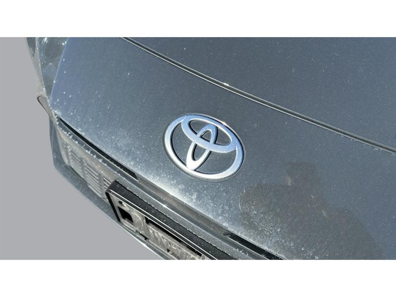 toyota Camry 2025 - 11