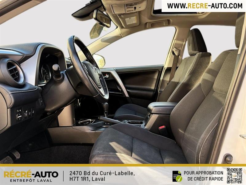 toyota RAV4 2018 - 11