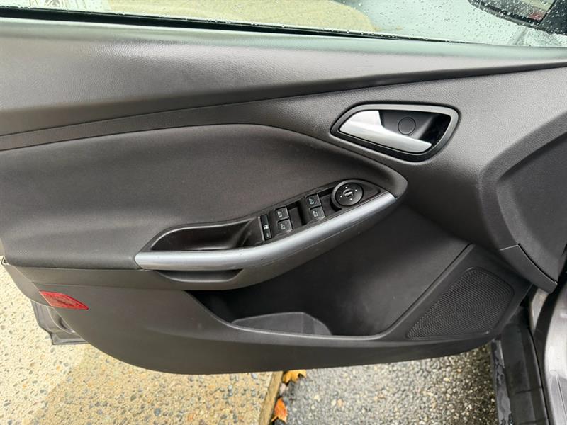 ford Focus 2012 - 15